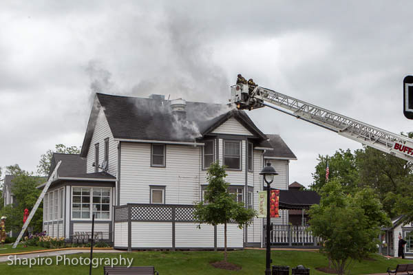 restaurant fire in Long Grove 6-2-13 Larry SHapiro photo